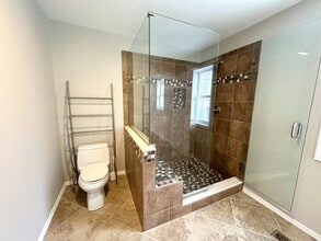 76 Trottingham Ct in Saratoga Springs, NY - Building Photo - Building Photo