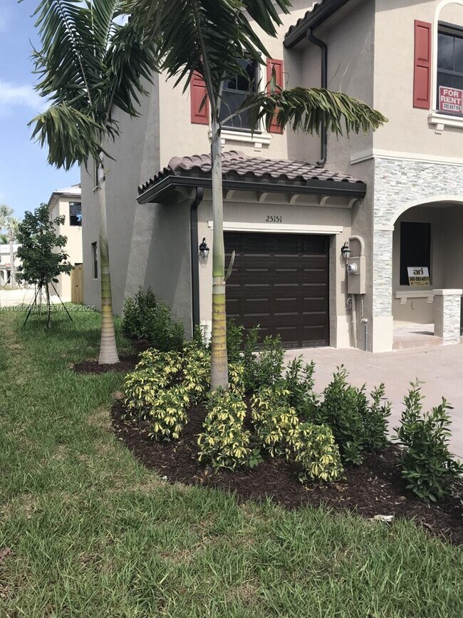 25151 SW 114th Ave in Homestead, FL - Building Photo - Building Photo