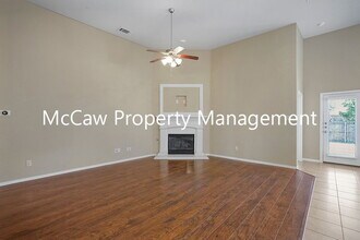 11928 Sundog Way in Fort Worth, TX - Building Photo - Building Photo