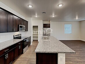 306 Timber Kate Pl in Henderson, NV - Foto de edificio - Building Photo