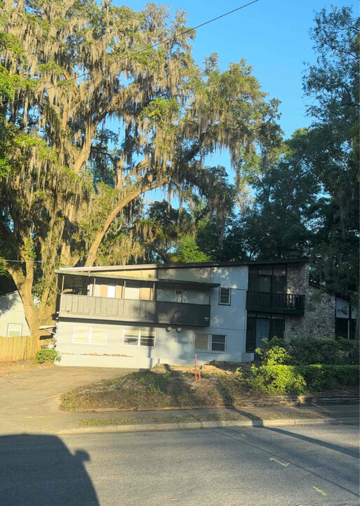 925 NW 22nd St, Unit 3 in Gainesville, FL - Building Photo