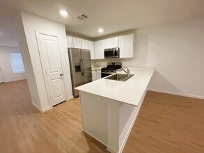 1612 Colina Crk in Conroe, TX - Building Photo - Building Photo