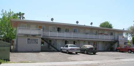 600 Las Palmas Ave in Sacramento, CA - Building Photo - Building Photo