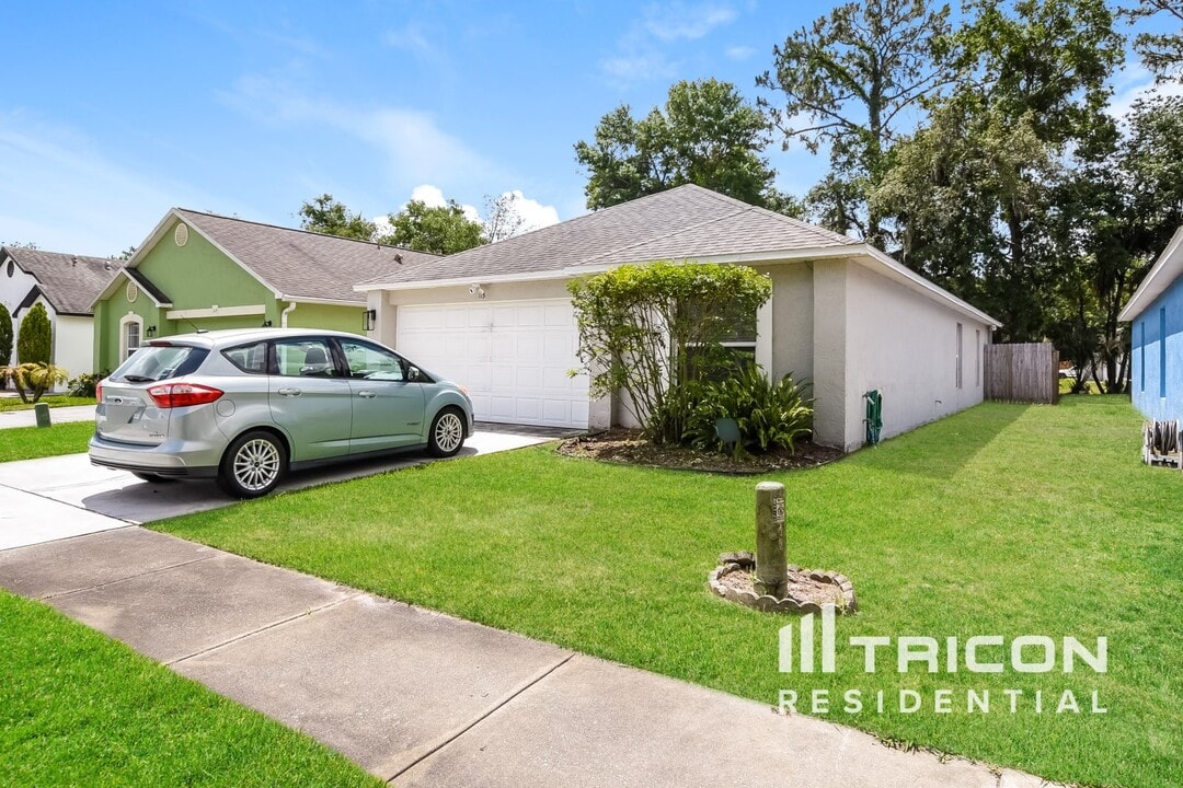 115 Pamala Ct in Sanford, FL - Building Photo