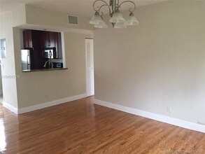 340 84th St in Miami Beach, FL - Building Photo - Building Photo