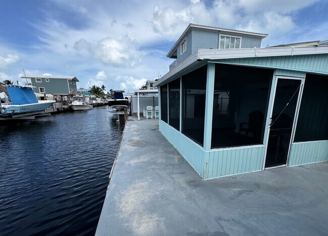 231 Allen Ave in Key Largo, FL - Building Photo - Building Photo