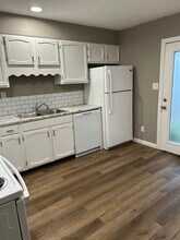 2010 Kennedy Rd in Knoxville, TN - Building Photo - Building Photo