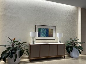 629 Keeaumoku St, Unit 3205 in Honolulu, HI - Building Photo - Building Photo