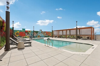 Chandler Residences in Roswell, GA - Foto de edificio - Building Photo