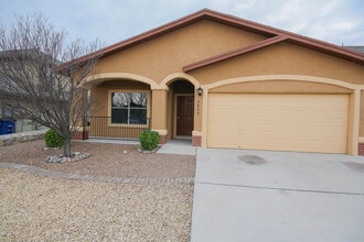 5806 Redstone Rim Dr in El Paso, TX - Building Photo - Building Photo