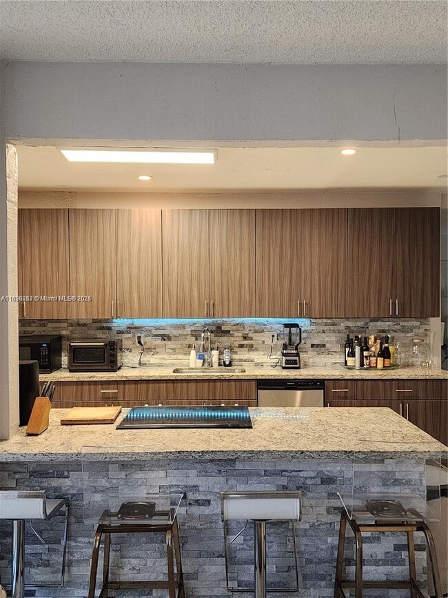 property at 486 W Evanston Cir