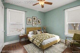 1105 E Fifth St in Royal Oak, MI - Building Photo - Building Photo