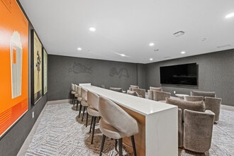 Grande Pointe in Orlando, FL - Building Photo - Building Photo