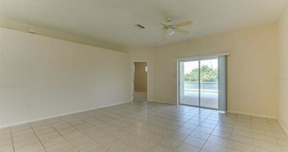 14343 Gnatcatcher Terrace in Lakewood Ranch, FL - Building Photo - Building Photo