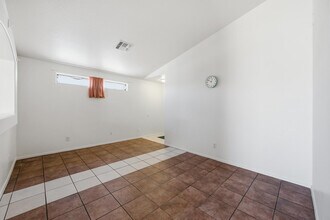 12418 W Windrose Dr in El Mirage, AZ - Building Photo - Building Photo