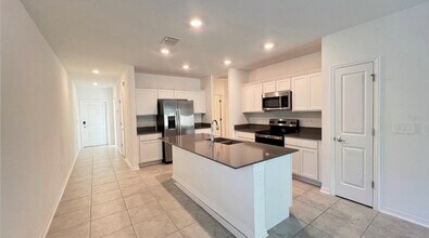 4382 Babbling Brook Wy in Kissimmee, FL - Building Photo - Building Photo