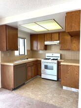 1255 W 7th St in Los Angeles, CA - Building Photo - Building Photo