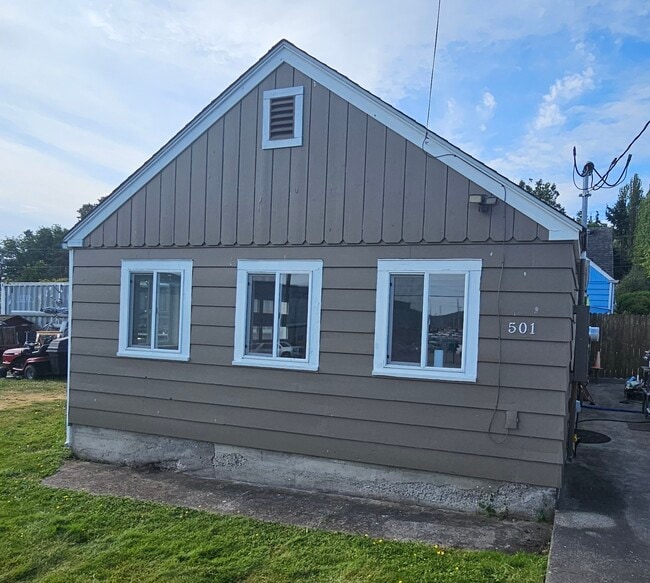 property at 501 34th St