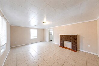 3002 S Rybolt Ave in Indianapolis, IN - Building Photo - Building Photo