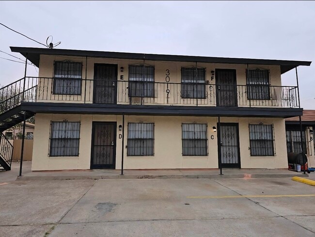 3019 Corpus Christi St