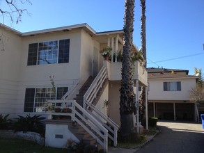 8627-8633 Ramsgate Ave in Los Angeles, CA - Building Photo - Building Photo