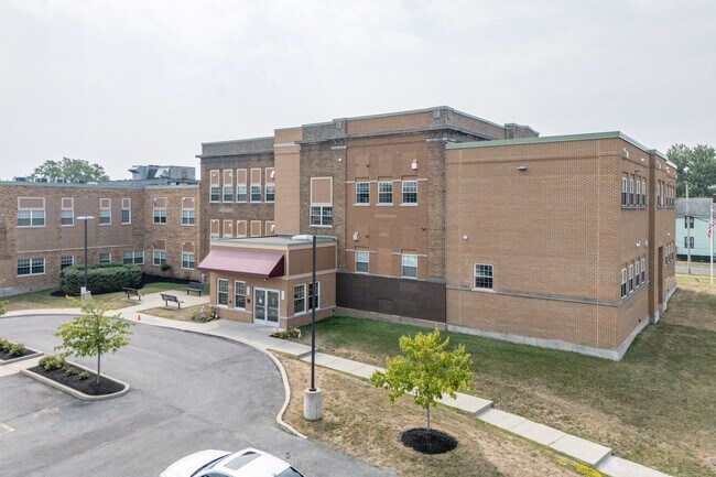 Highland School Apartments