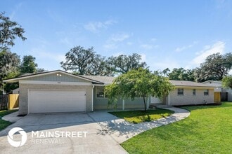 2868 Holly Ridge Dr in Orange Park, FL - Building Photo - Building Photo