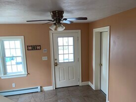 132 Pitman St in Fall River, MA - Building Photo