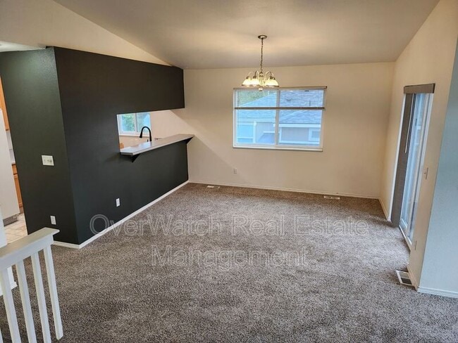 property at 705 Pearl Dr