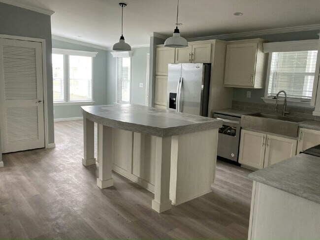 3621 Campari Dr in Ellenton, FL - Building Photo - Building Photo