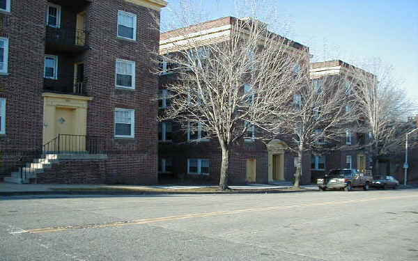 Sylcrest Apartments in Baltimore, MD - Foto de edificio - Building Photo