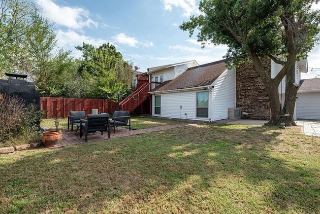 property at 301 SE 34th St