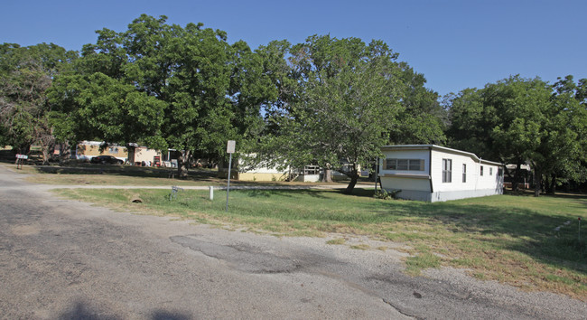 2105 Rustling Elm St in Burleson, TX - Building Photo - Building Photo