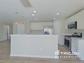 125 Karlstad Ln in Mooresville, NC - Building Photo - Building Photo