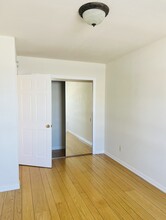 911 Willow St, Unit Gold Coast Gem in Alameda, CA - Building Photo - Building Photo