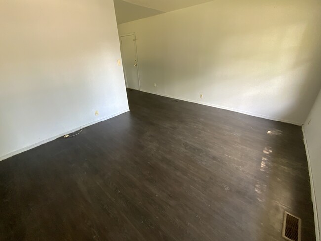 917 Knollcrest Dr in Danville, IL - Building Photo - Building Photo