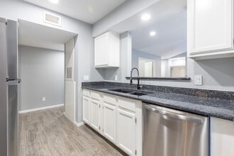 14600 Fonmeadow Dr in Houston, TX - Building Photo - Building Photo