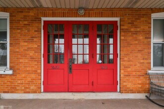 1629 W Broad St, Unit 2nd flr in Bethlehem, PA - Foto de edificio - Building Photo
