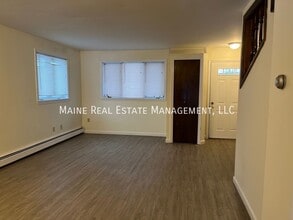 15 Burleigh Rd in Bangor, ME - Building Photo - Building Photo