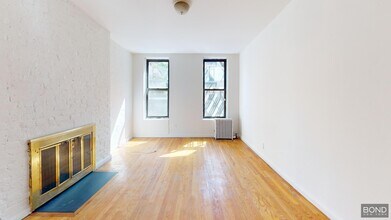 239 E 24th St in New York, NY - Building Photo - Building Photo