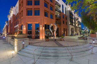 19800 Vallco Pkwy in Cupertino, CA - Building Photo