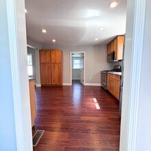 10 Neil St-Unit -1 in Marlborough, MA - Building Photo - Building Photo