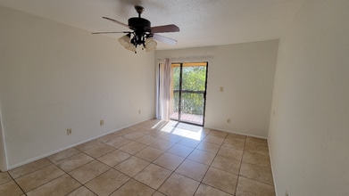 2937 Winkler Ave, Unit 1222 in Ft. Myers, FL - Building Photo - Building Photo