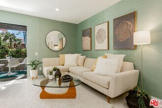 291 E Mel Ave in Palm Springs, CA - Building Photo - Building Photo