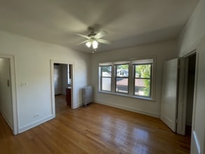 826 S Austin Blvd in Oak Park, IL - Building Photo - Building Photo