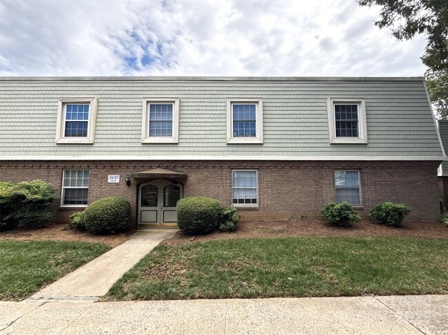 property at 2610 Park Rd