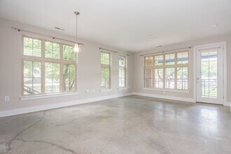 1101 W 1st St, Unit 101 in Charlotte, NC - Building Photo - Building Photo