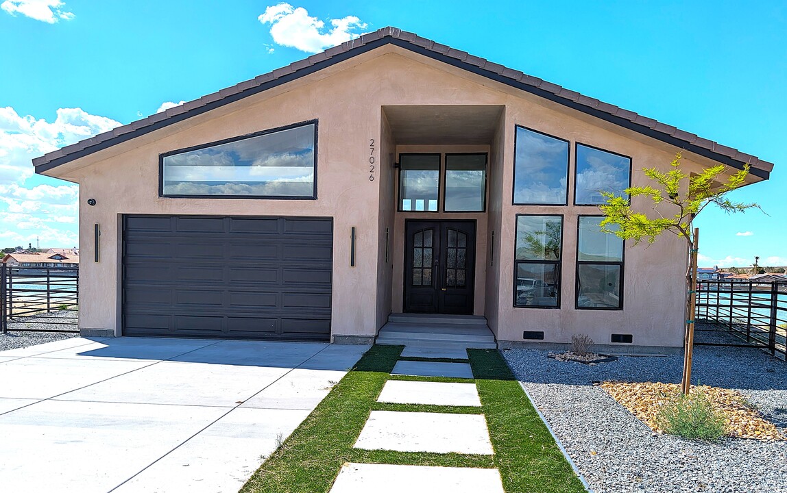 27026 Reef Ln in Helendale, CA - Building Photo