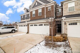 43642 Chancellor Ln in Novi, MI - Building Photo - Building Photo