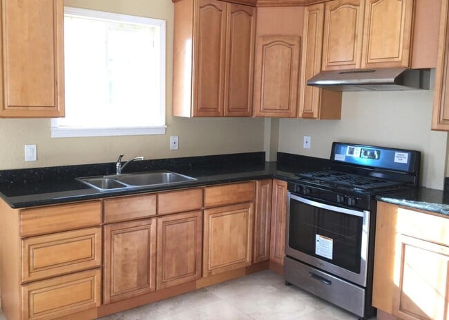 425 McCreery Ave in San Jose, CA - Building Photo - Building Photo